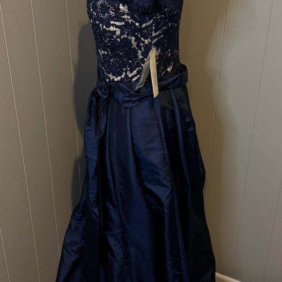 Eliza J Navy Lace Maxi Dress - Picture 4 of 7
